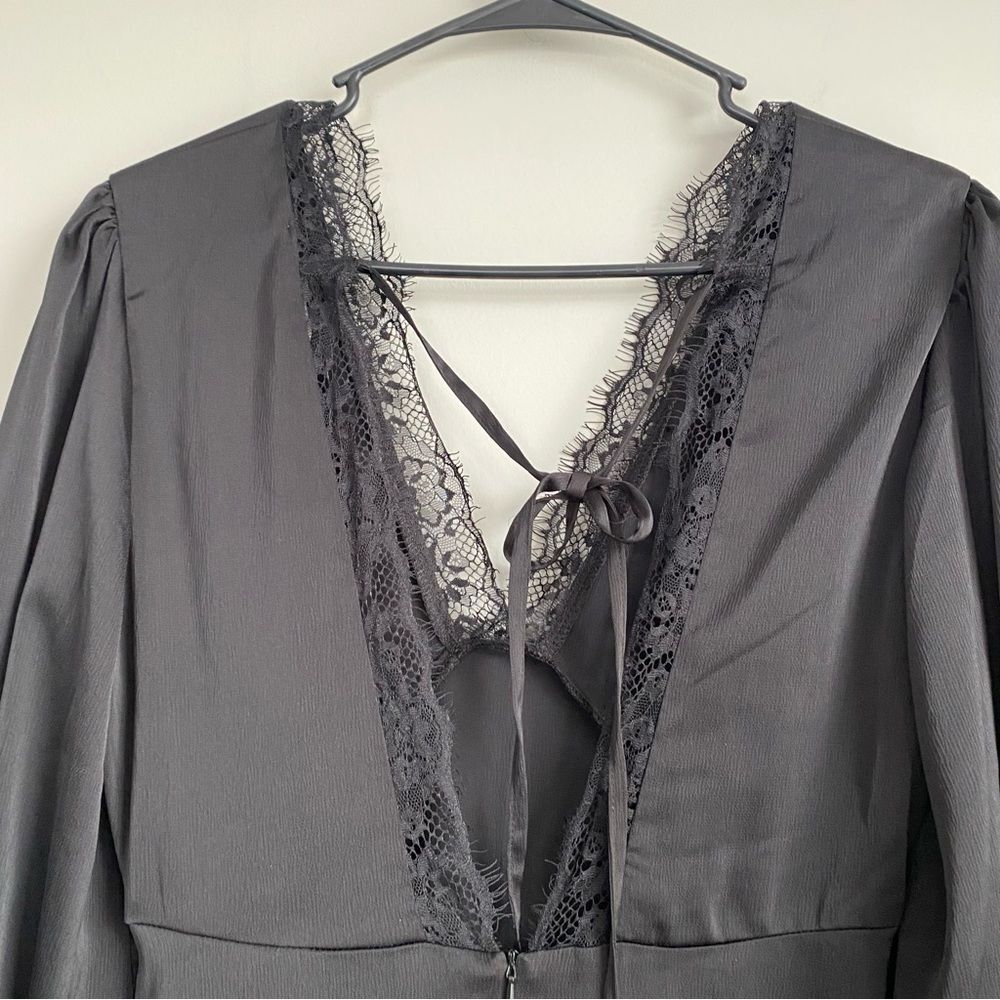 Lichi Mini dress with lace inserts and back ties - Picture 7 of 10